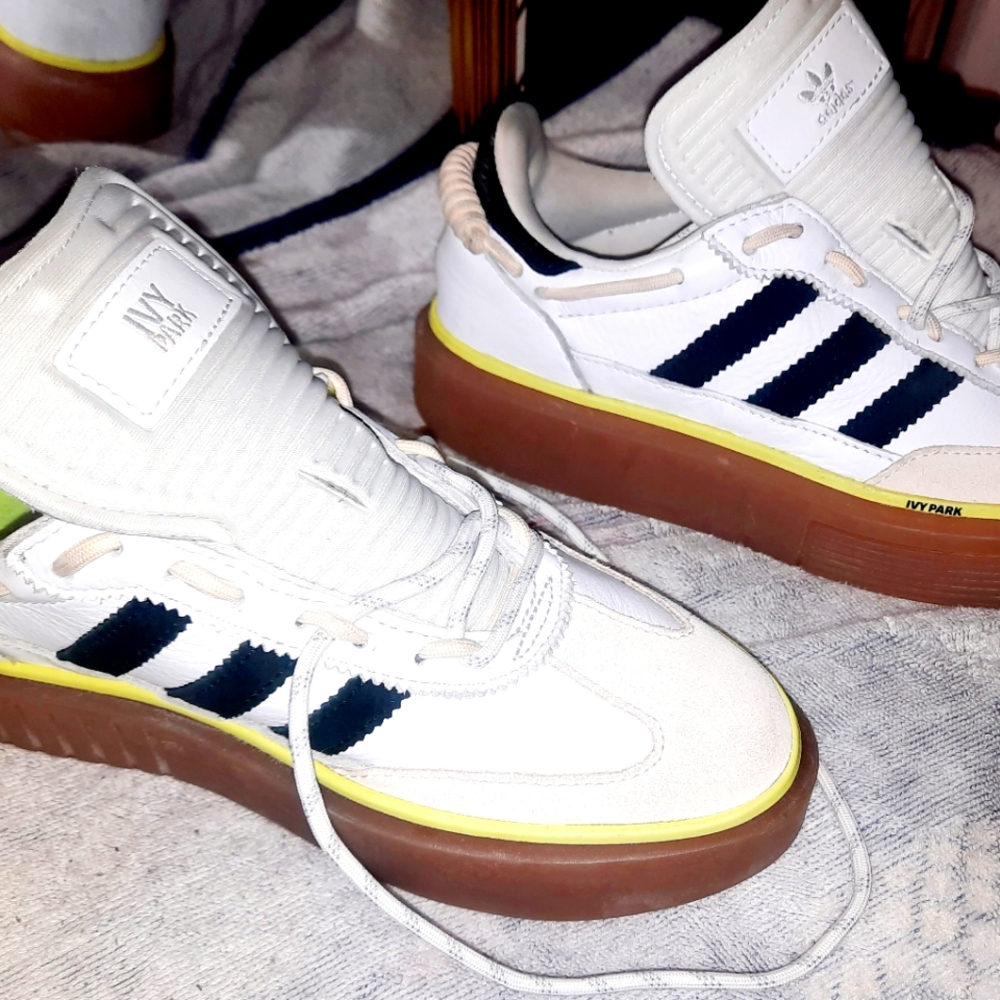 Adidas ivy league shoes